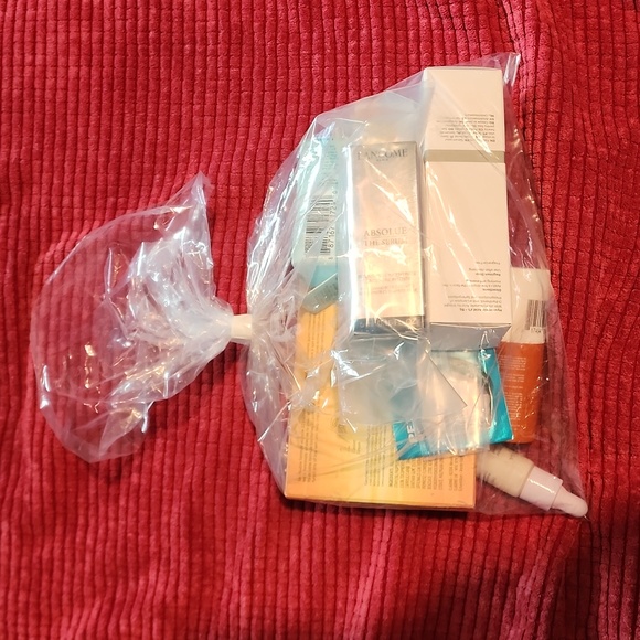 Skincare Bundle - Picture 3 of 3